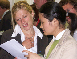 Auf dem Weg zu wssenschaftlichen Spitzenpositionen f&uuml;r Frauen: Master-Studentinnen an der HAWK