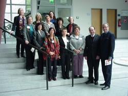 Zwei Pr&auml;sidenten und die Referentinnen: Uni-Pr&auml;sident Friedrich (ganz rechts) und HAWK-Pr&