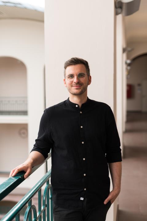 Dr. Julian Sehmer ist neuer Professor an der HAWK